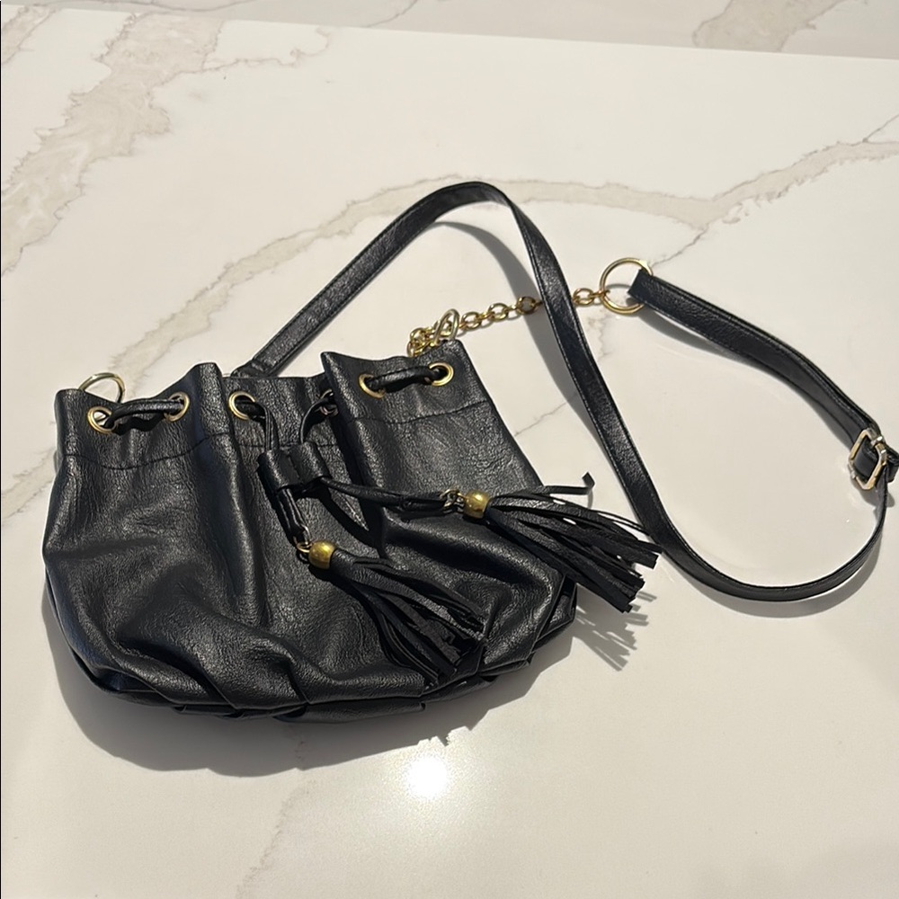 Elegant Black Faux Leather Shoulder Bag